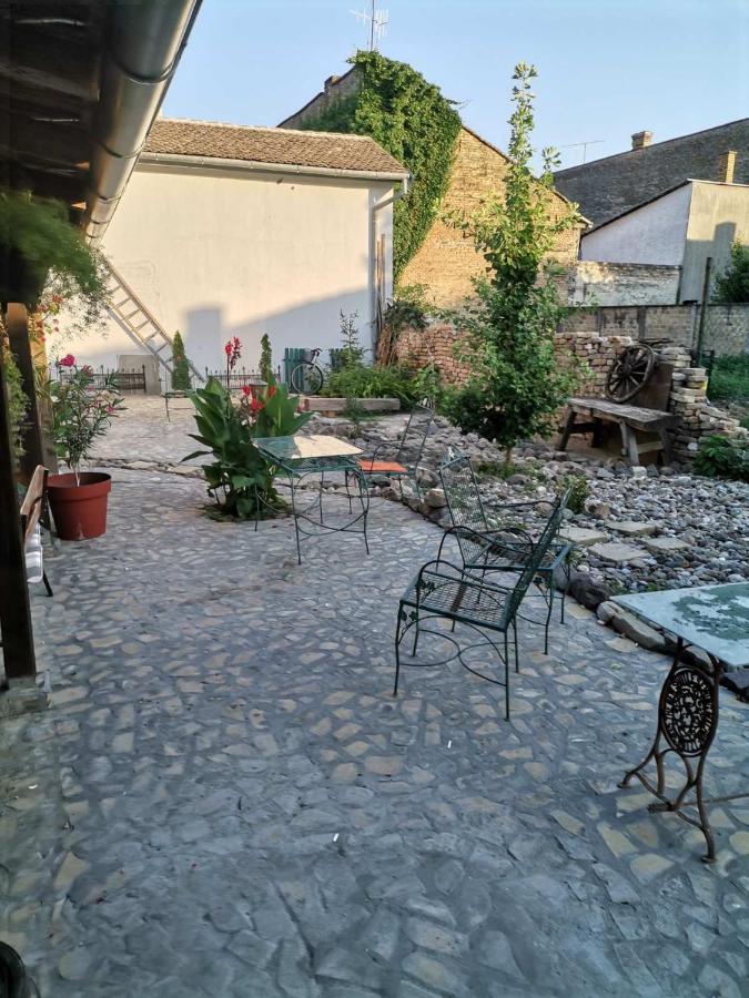 Somborski Salas - Strogi Centar Dış mekan fotoğraf