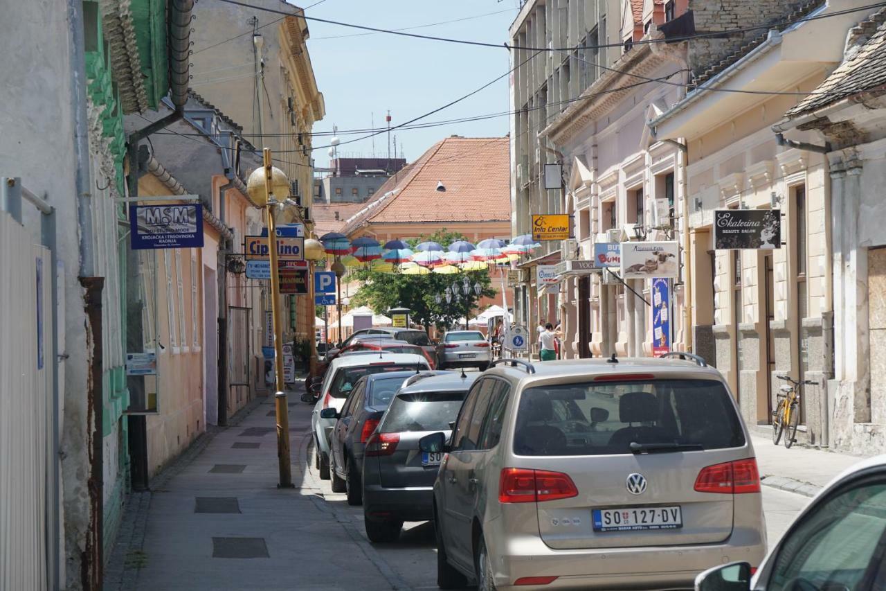 Somborski Salas - Strogi Centar Dış mekan fotoğraf