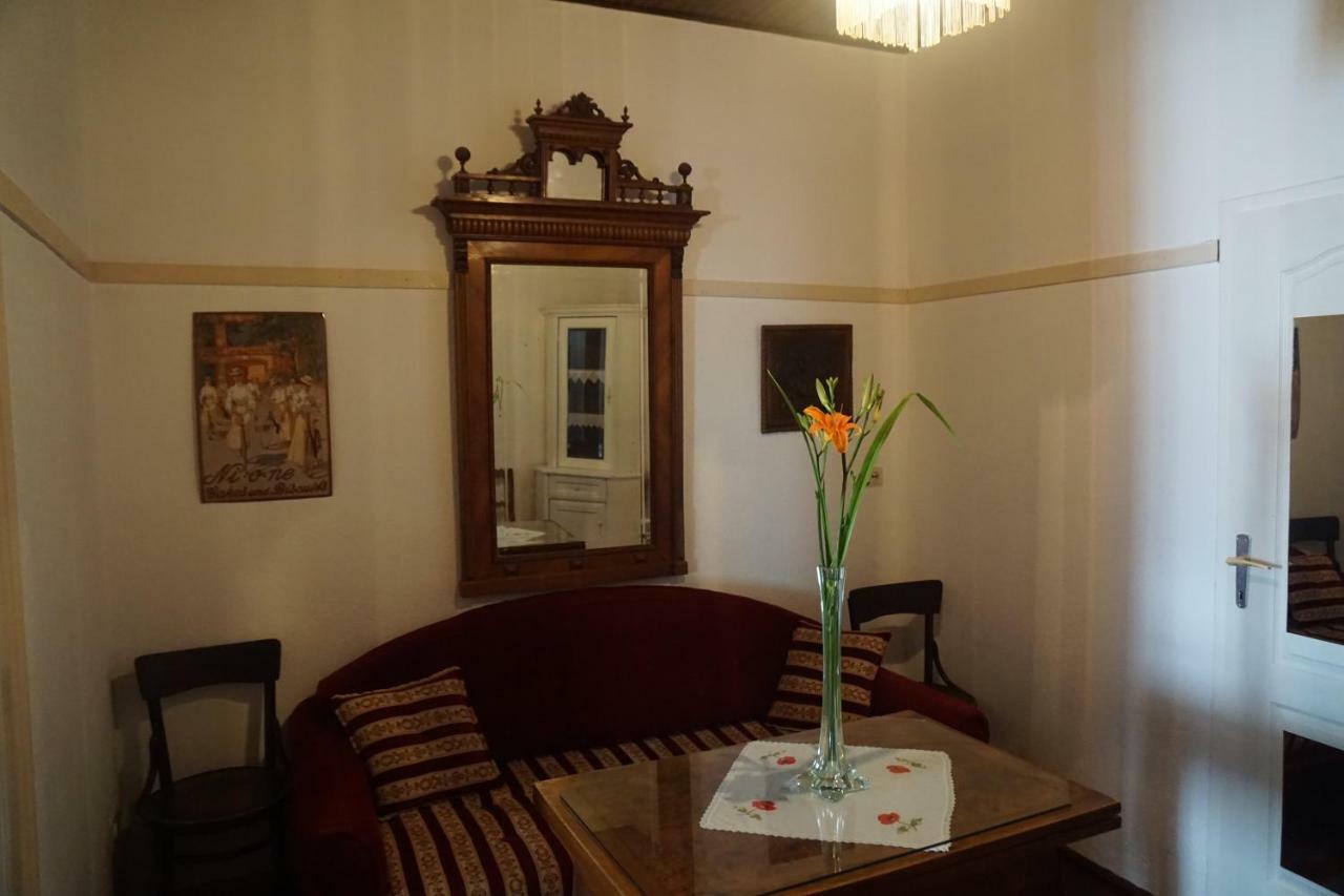 Somborski Salas - Strogi Centar Dış mekan fotoğraf