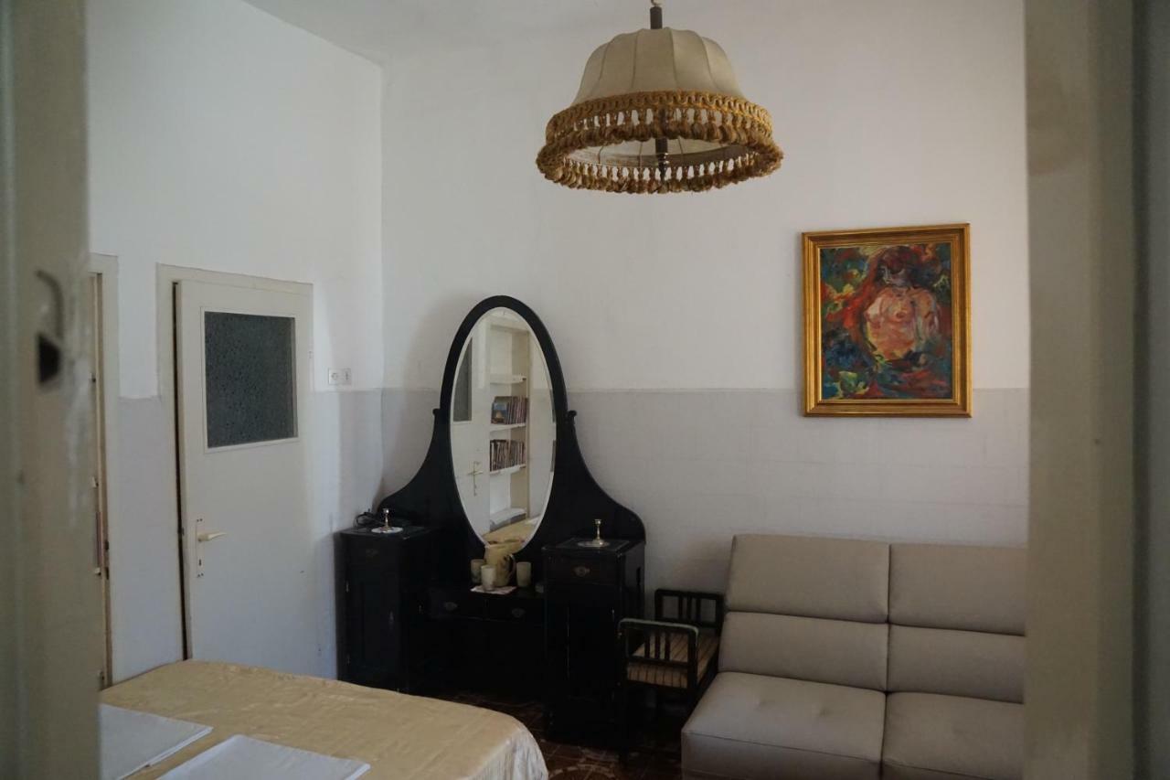 Somborski Salas - Strogi Centar Dış mekan fotoğraf