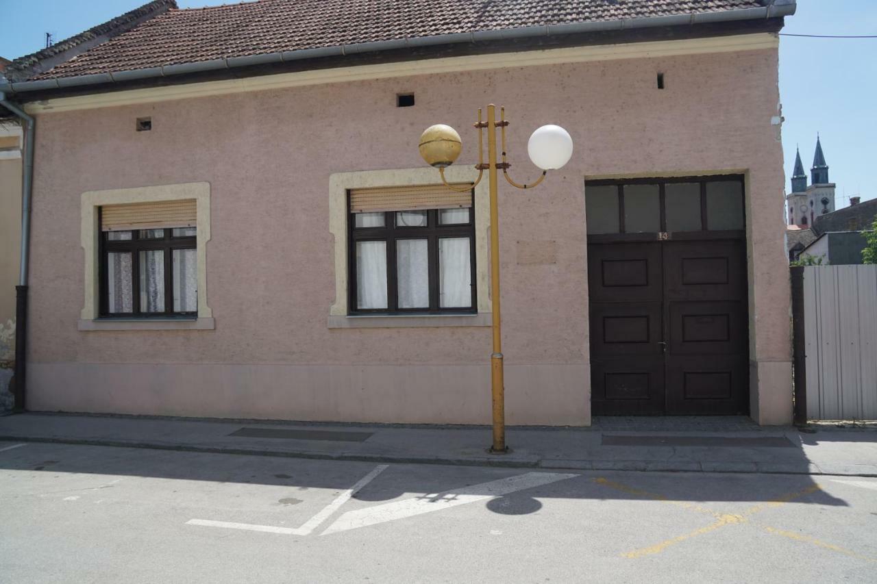 Somborski Salas - Strogi Centar Dış mekan fotoğraf