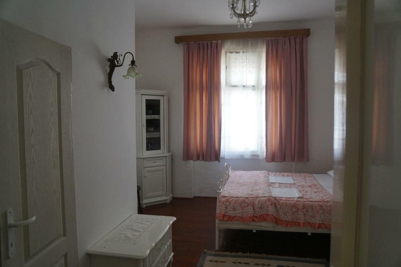Somborski Salas - Strogi Centar Dış mekan fotoğraf